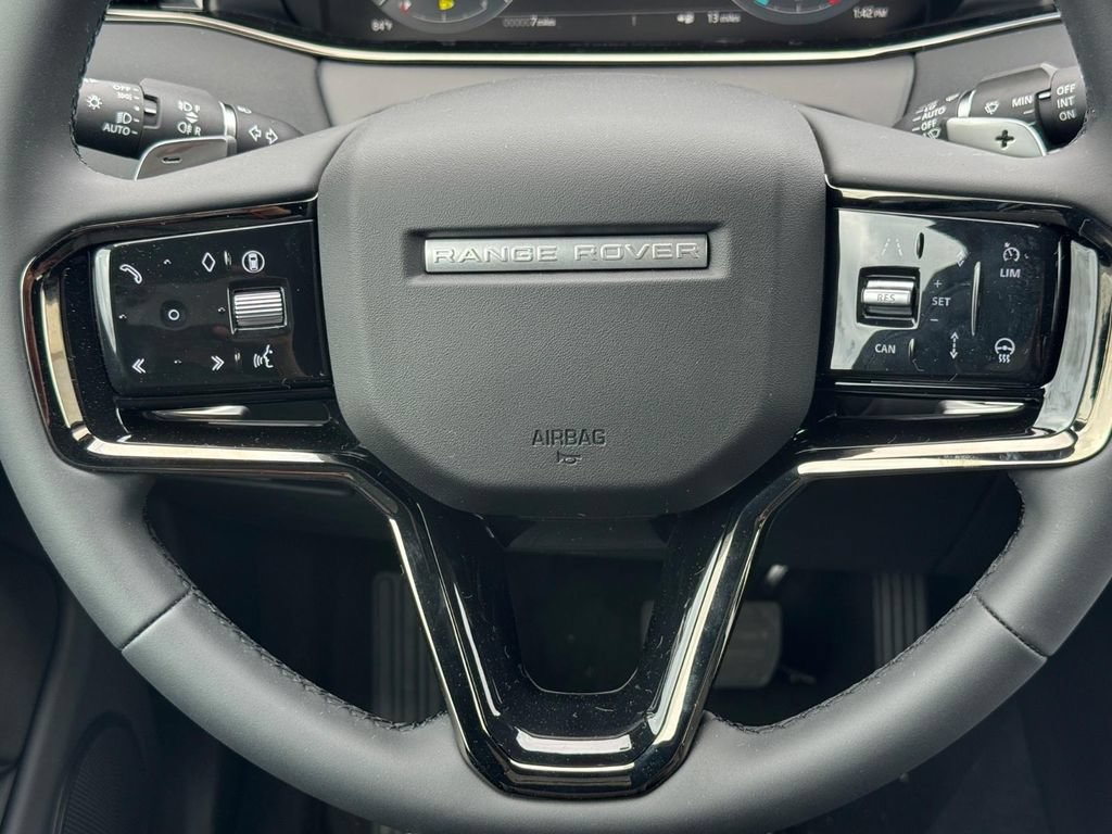 New 2026 Land Rover Range Rover Evoque S AWD/4WD image 12