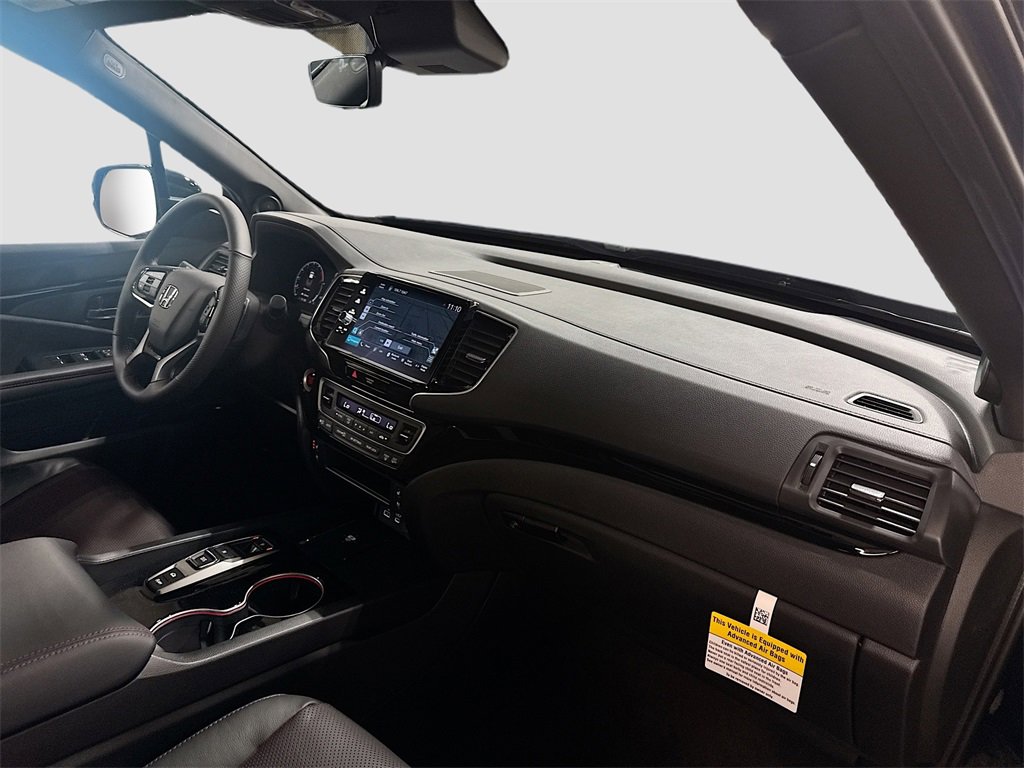 New 2025 Honda Ridgeline Black Edition image 29