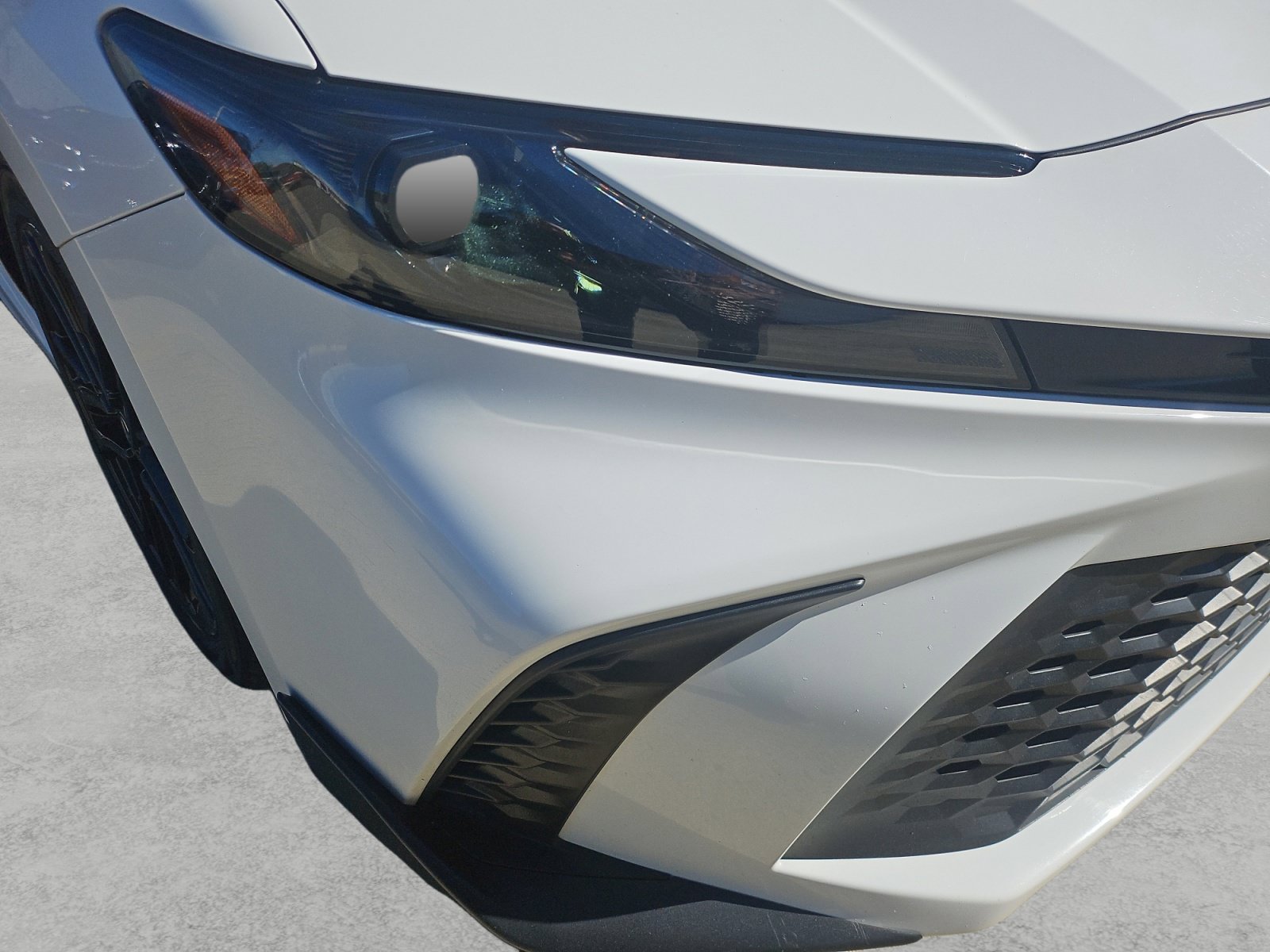 Used 2025 Toyota Camry SE FWD image 39