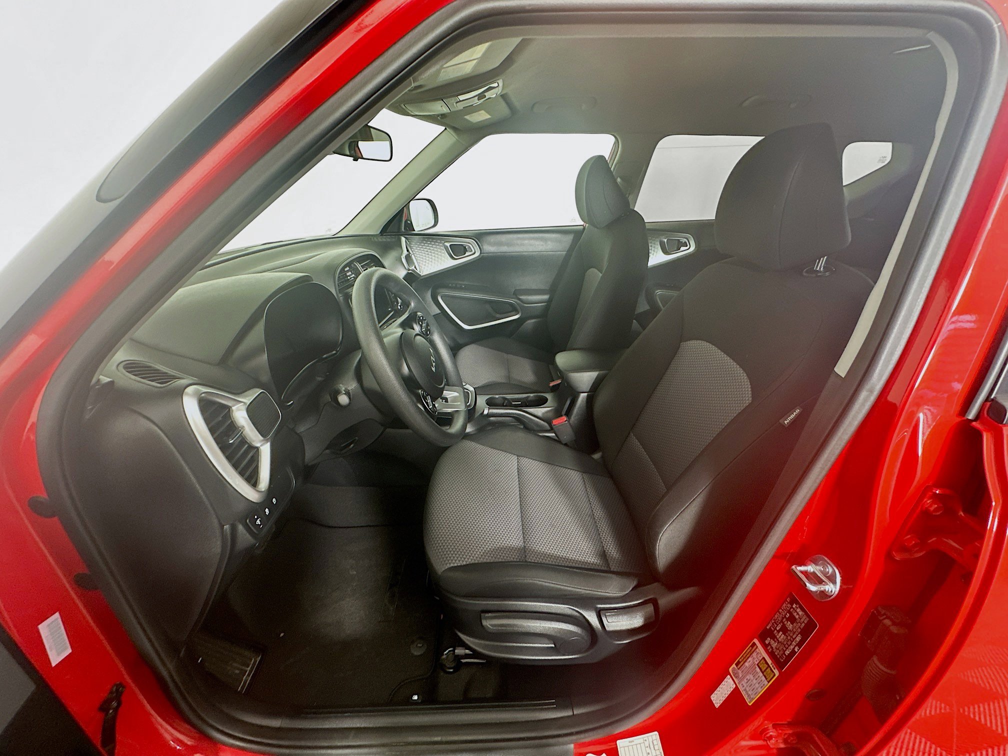 Used 2024 Kia Soul LX w/ Option Group 015 image 13