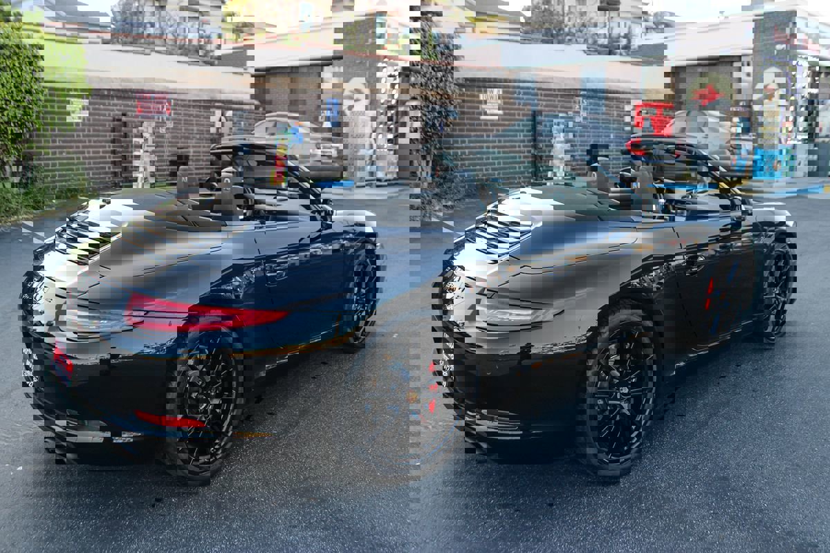 Used 2013 Porsche 911 Carrera image 6