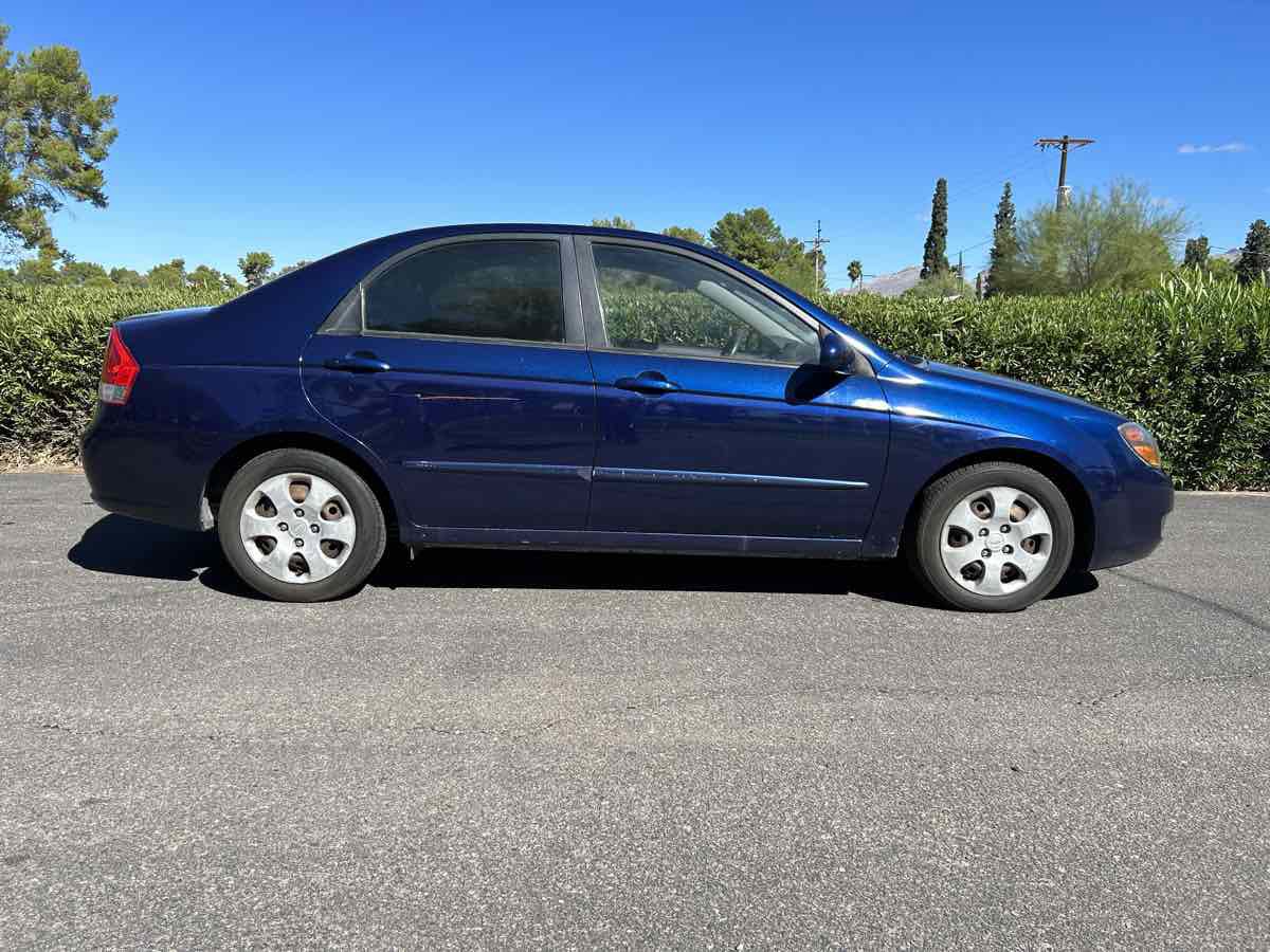 Used 2009 Kia Spectra EX image 5