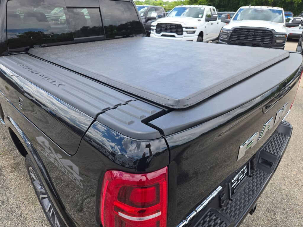 New 2026 RAM 1500 Tungsten AWD/4WD image 18