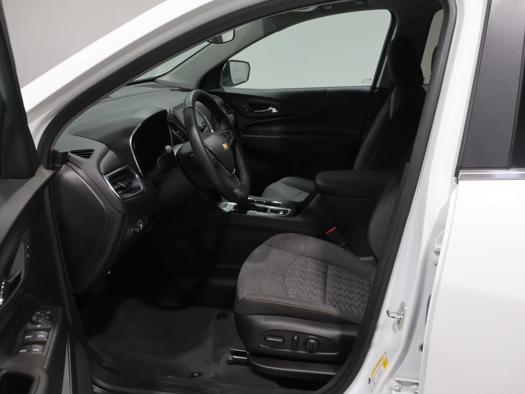 Used 2023 Chevrolet Equinox LT AWD/4WD image 11