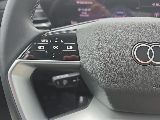 Used 2025 Audi Q5 Premium w/ Convenience Package AWD/4WD image 20