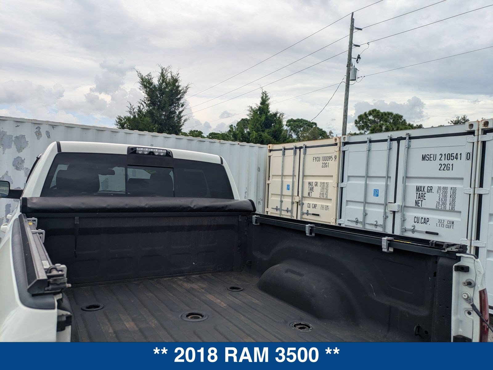 Used 2018 RAM 3500 Laramie w/ Sport Appearance Group AWD/4WD image 16