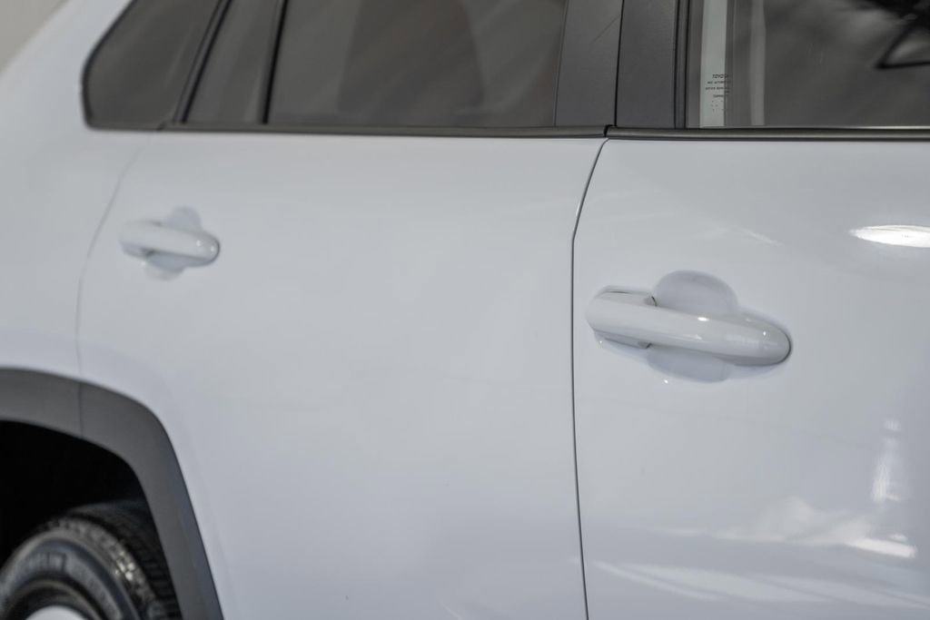 Used 2025 Toyota RAV4 LE image 12
