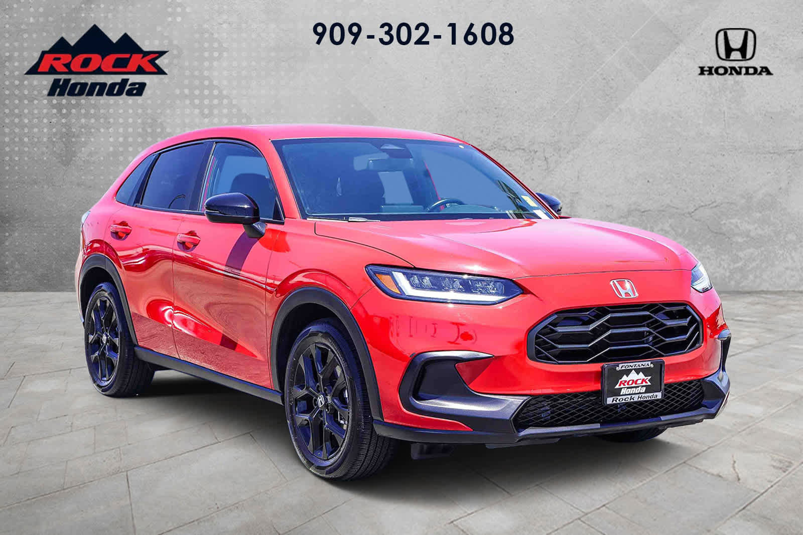 Used 2025 Honda HR-V Sport image 3