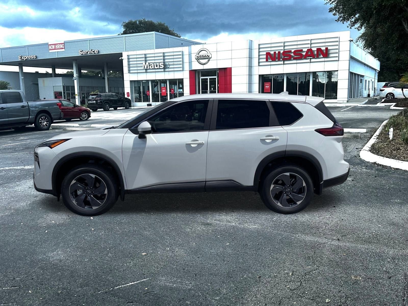 New 2026 Nissan Rogue SV image 7