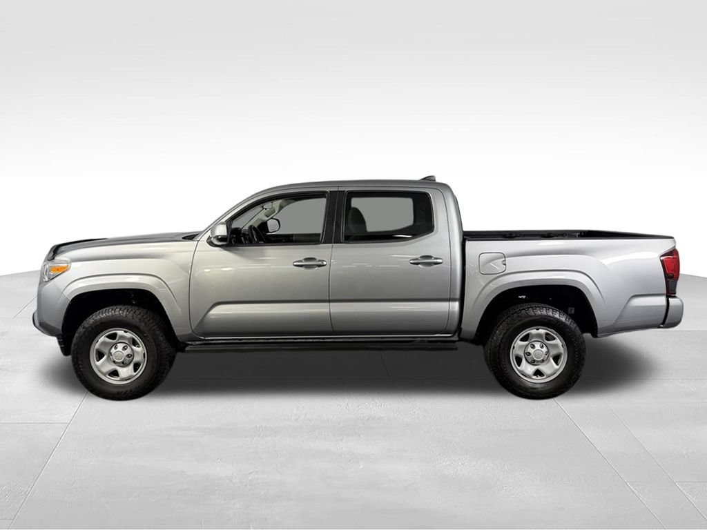 Used 2019 Toyota Tacoma SR AWD/4WD image 10