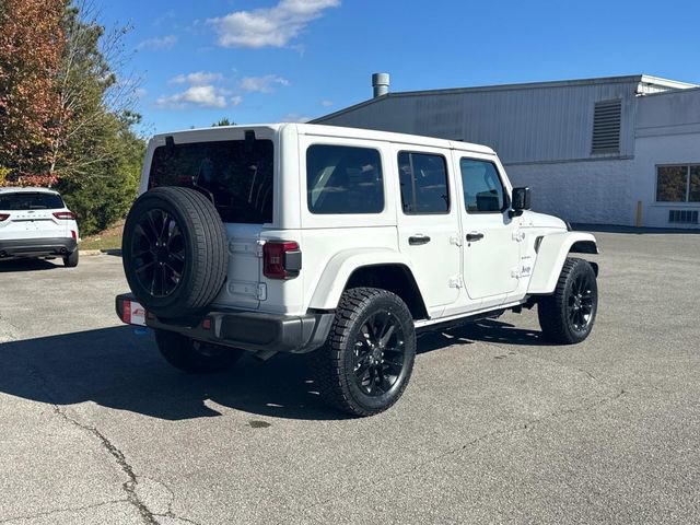 Used 2024 Jeep Wrangler Unlimited Sahara image 4