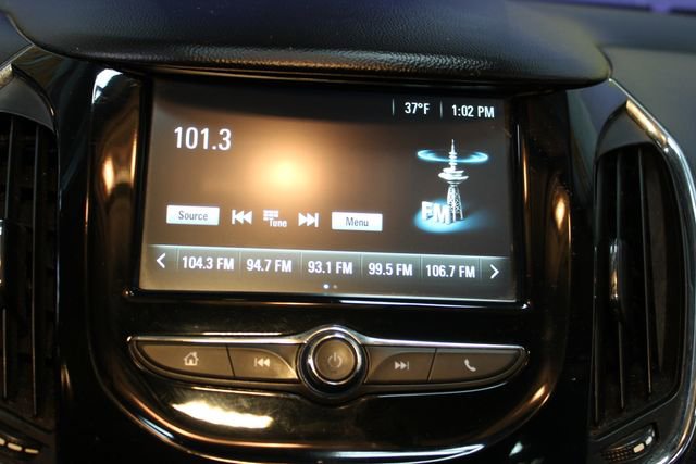 Used 2018 Chevrolet Cruze Premier FWD image 24