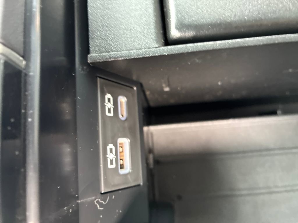 New 2026 Toyota Tundra Limited AWD/4WD image 40