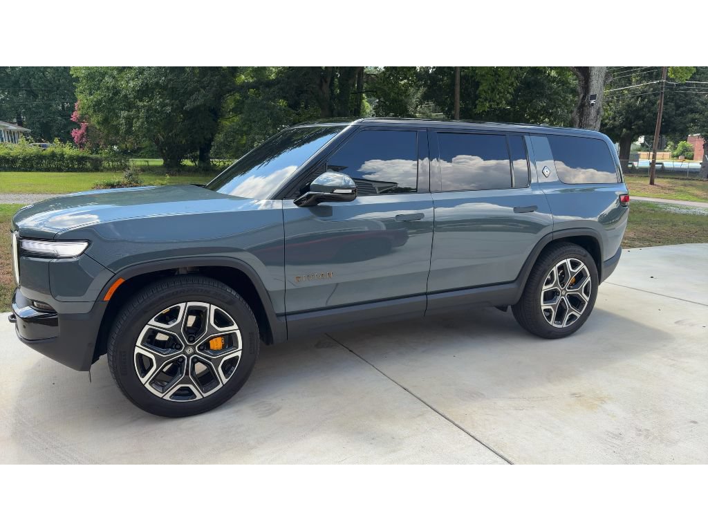 Used 2026 Rivian R1S Premium