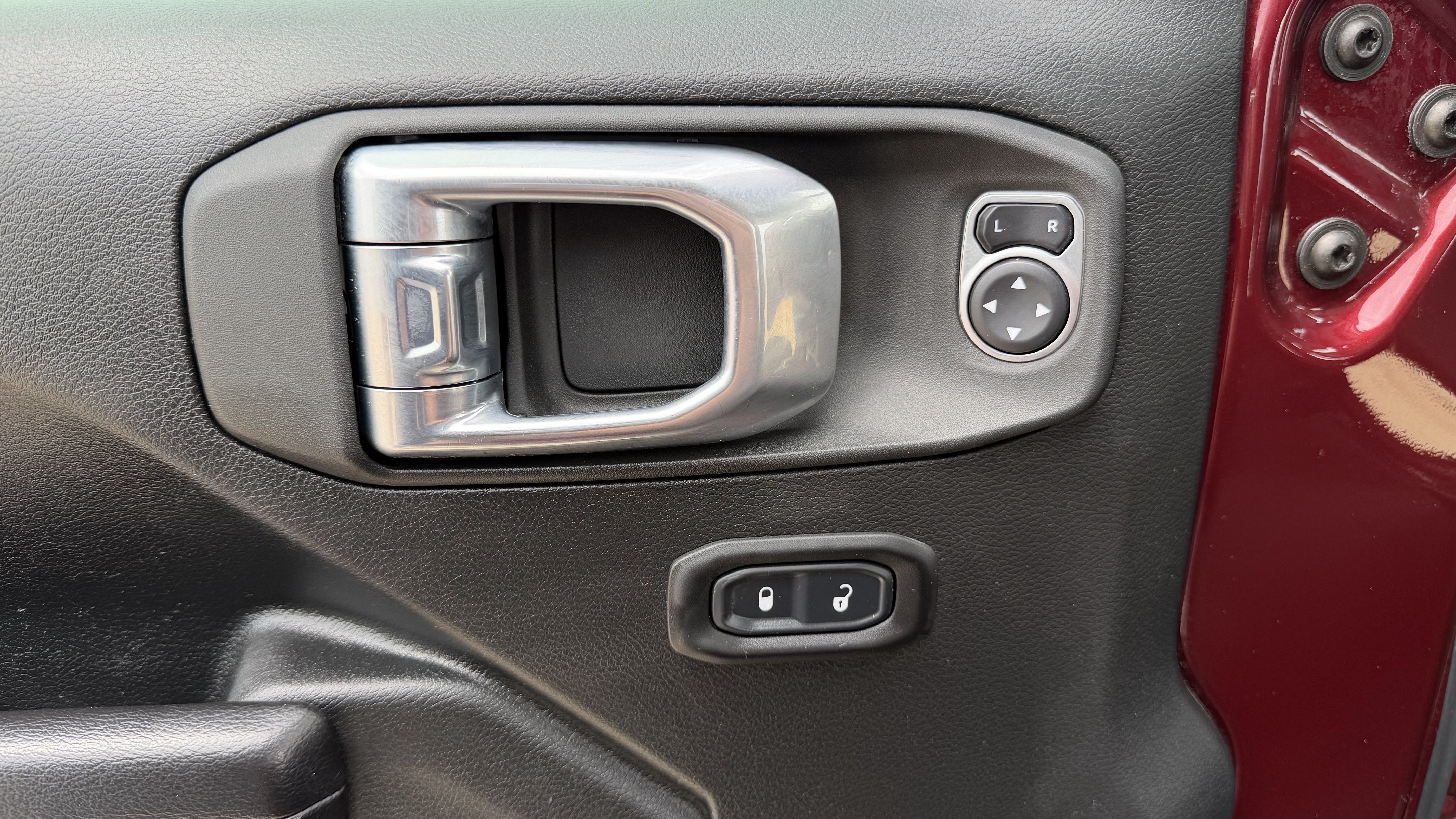 Used 2021 Jeep Gladiator Sport AWD/4WD image 14