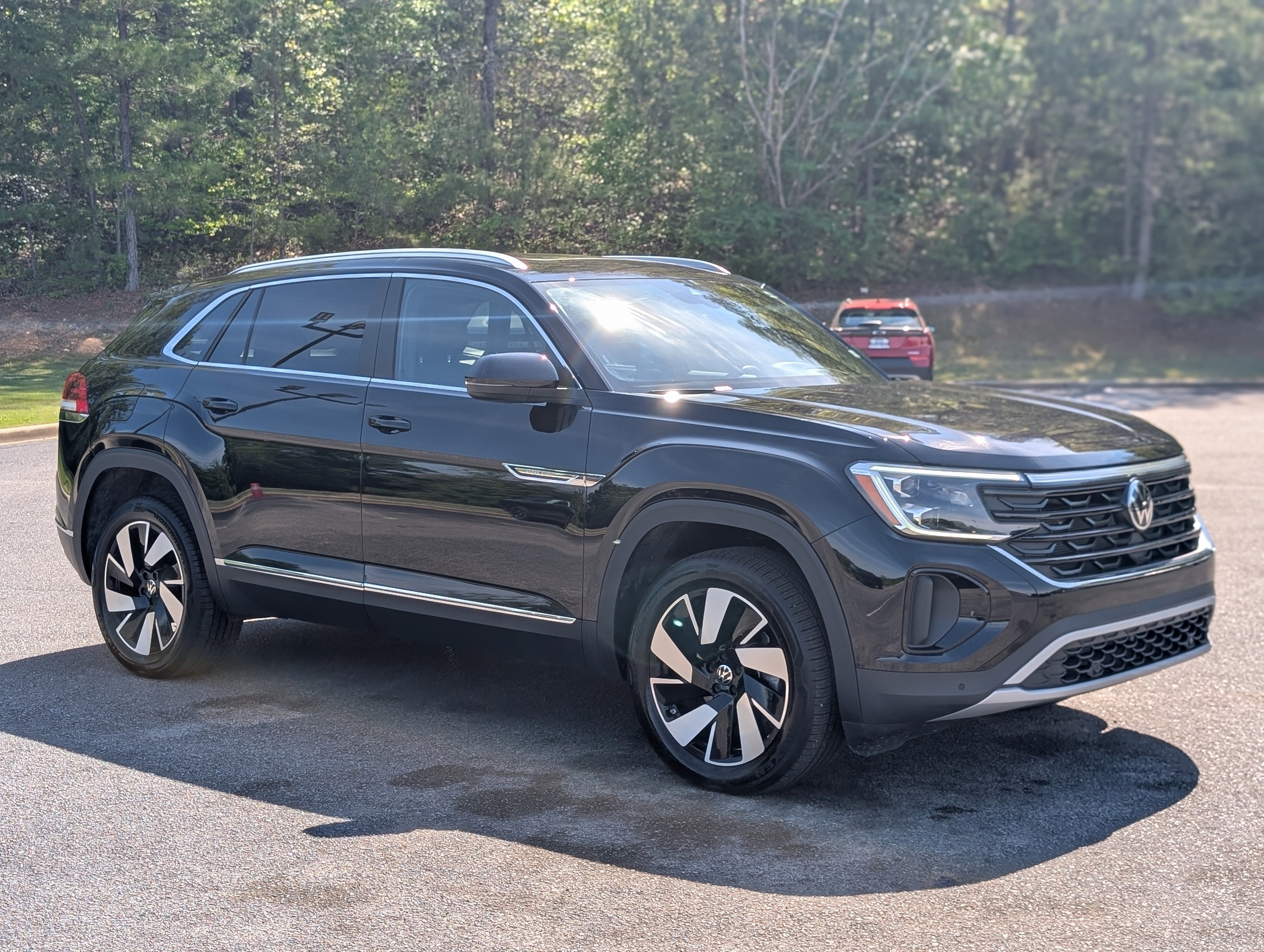 Used 2025 Volkswagen Atlas Cross Sport SEL image 11