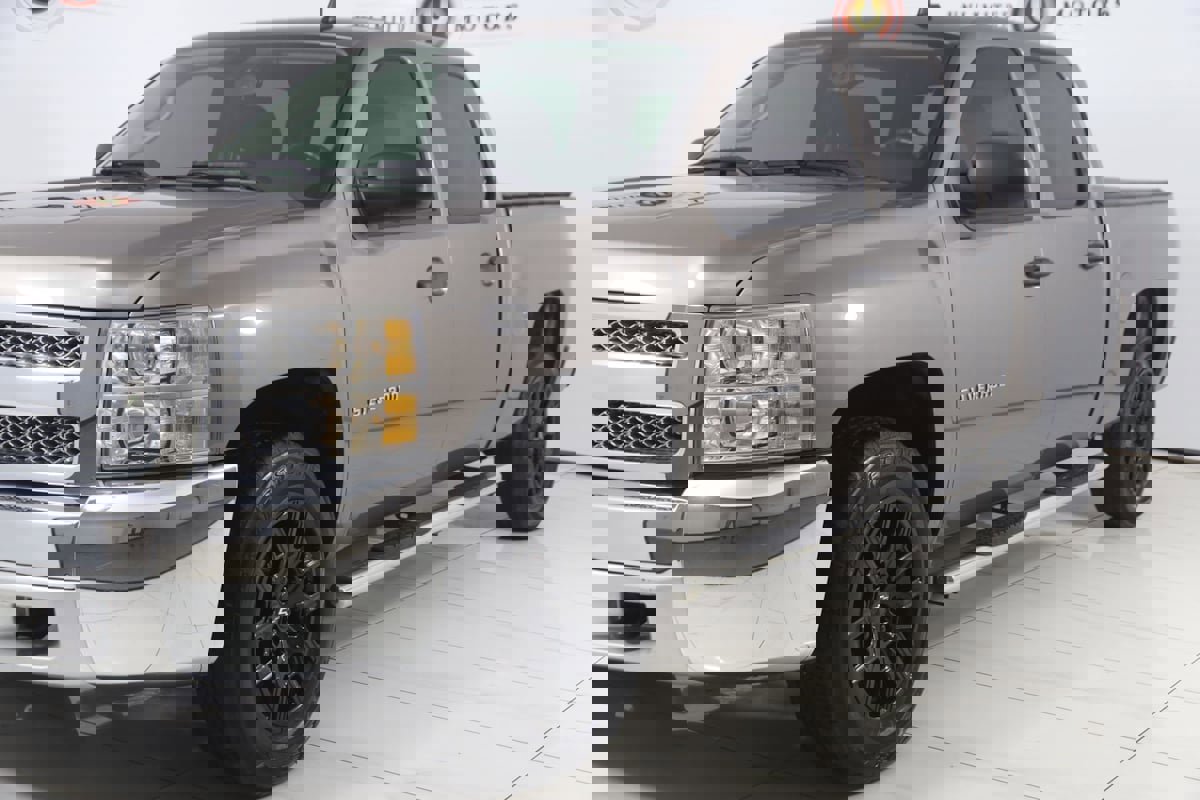 Used 2013 Chevrolet Silverado 1500 LT w/ All-Star Edition image 44