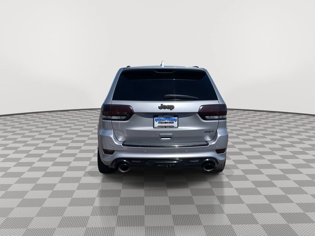 Used 2015 Jeep Grand Cherokee SRT w/ Luxury Group II AWD/4WD image 6