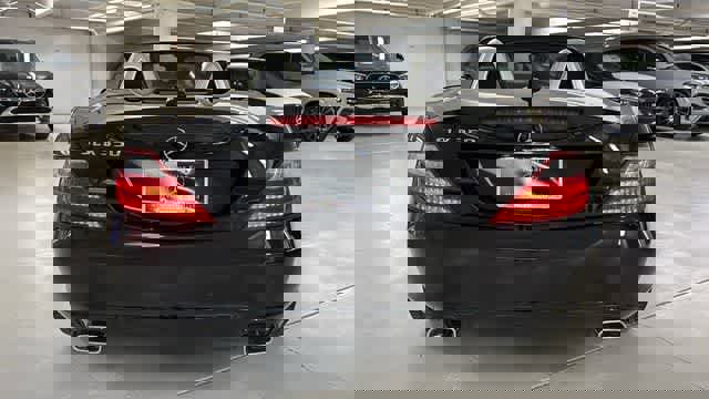 Used 2013 Mercedes-Benz SLK 350 image 7