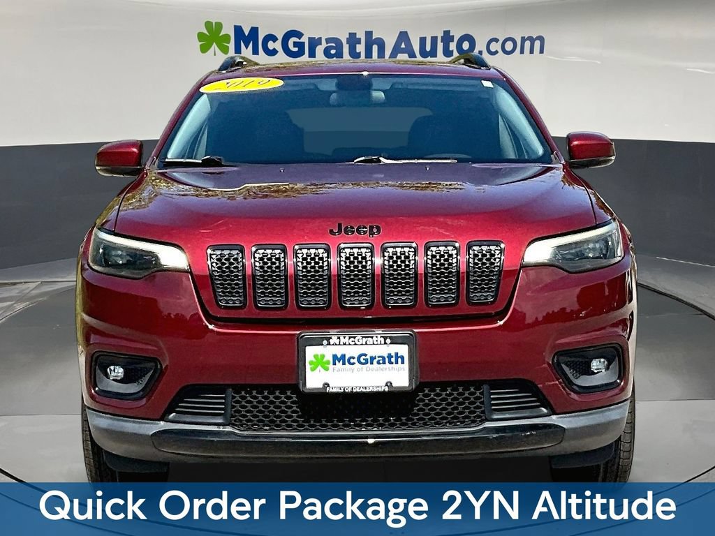 Used 2019 Jeep Cherokee Latitude Plus AWD/4WD image 2