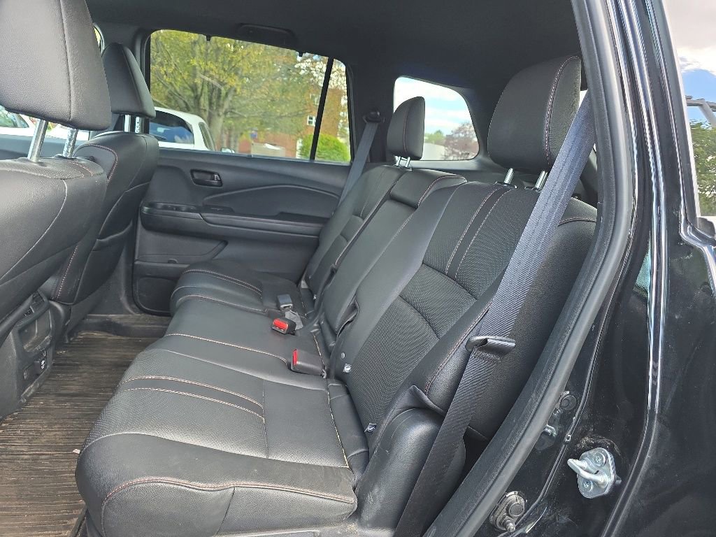 Used 2023 Honda Passport TrailSport image 24