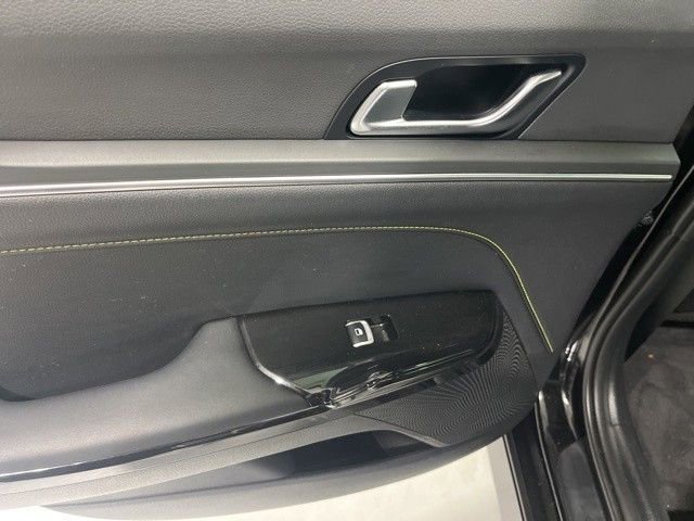 Used 2025 Kia K5 GT image 31