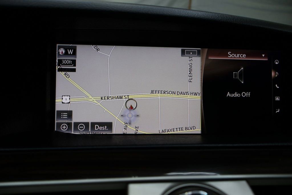 Used 2016 Lexus LS 460 w/ Comfort Package RWD image 23