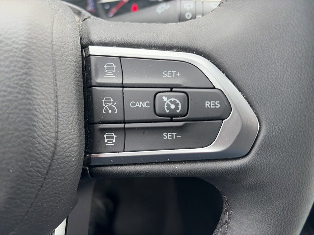 Used 2025 Jeep Compass Limited AWD/4WD image 29