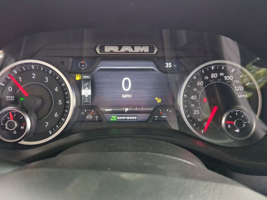 New 2026 RAM 1500 Big Horn AWD/4WD image 15