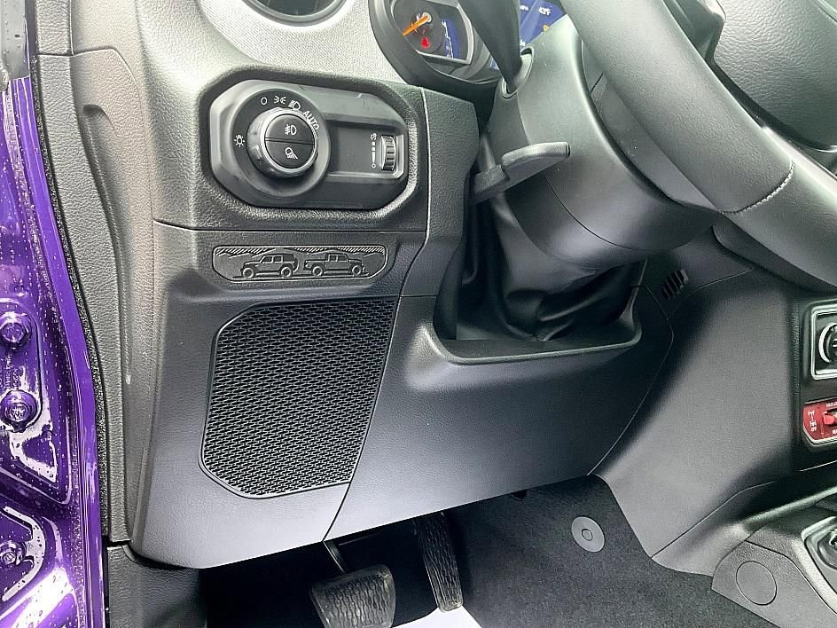 New 2026 Jeep Gladiator Willys image 16