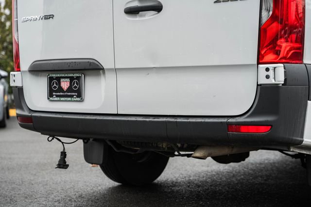 Used 2024 Mercedes-Benz Sprinter 2500 image 9