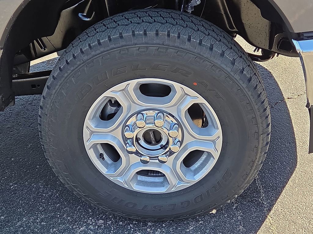 Used 2026 Ford F350 XLT w/ XLT Premium Package image 11