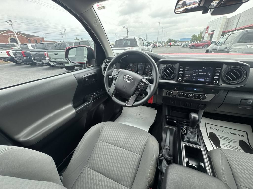Used 2022 Toyota Tacoma SR AWD/4WD image 15