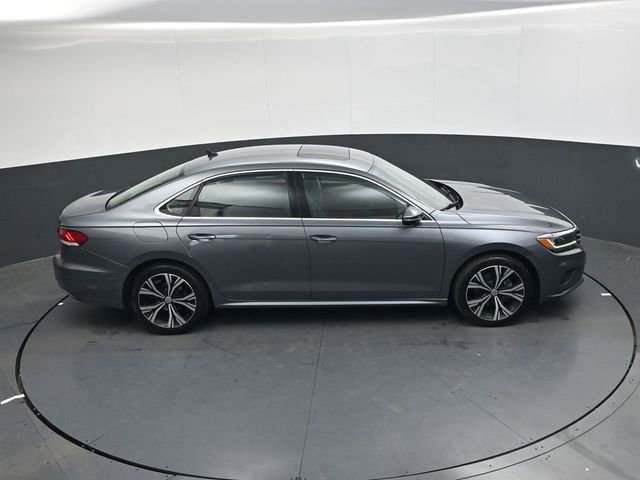 Used 2021 Volkswagen Passat 2.0T SE image 24