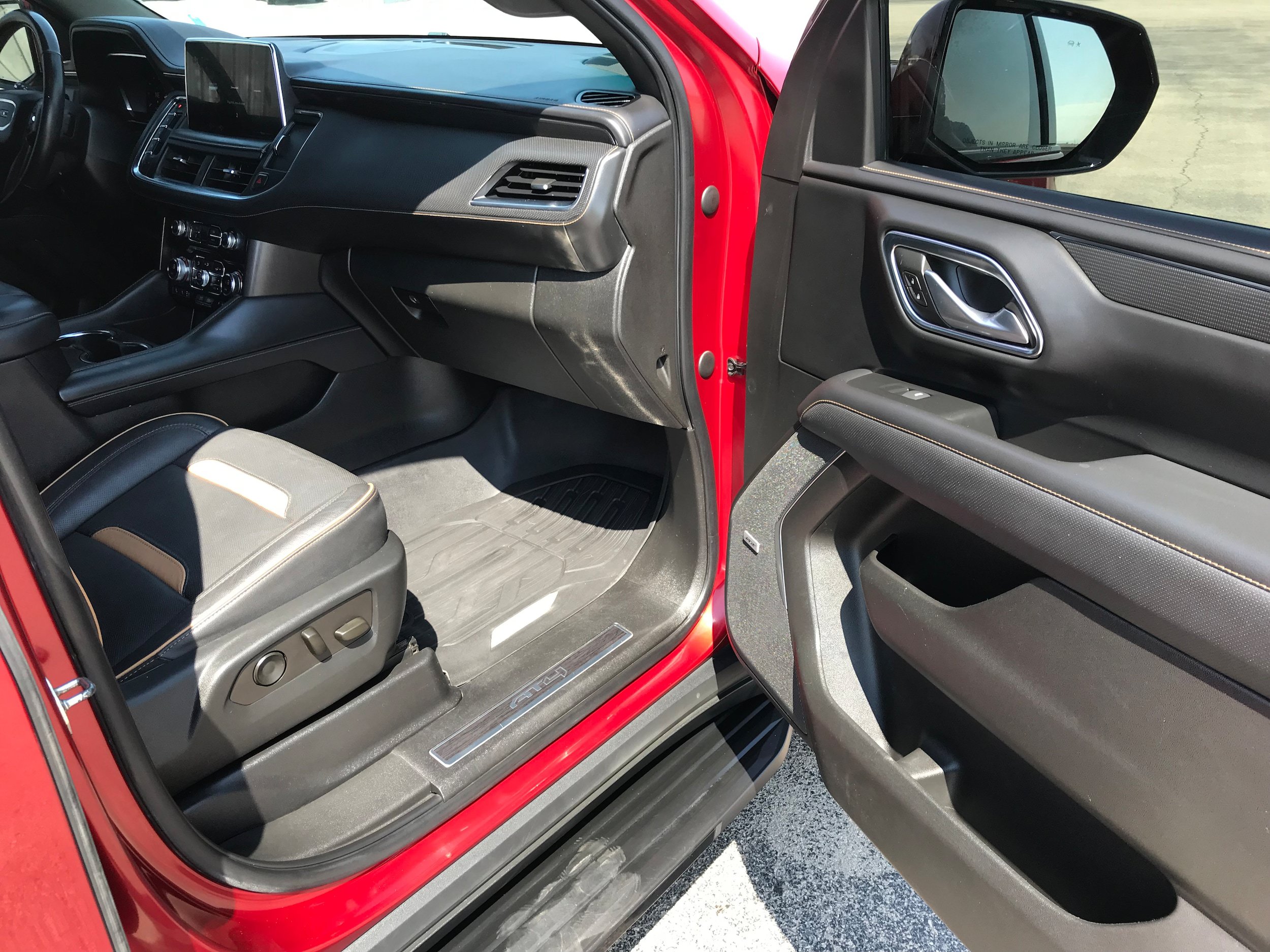 Used 2022 GMC Yukon XL AT4 AWD/4WD image 20