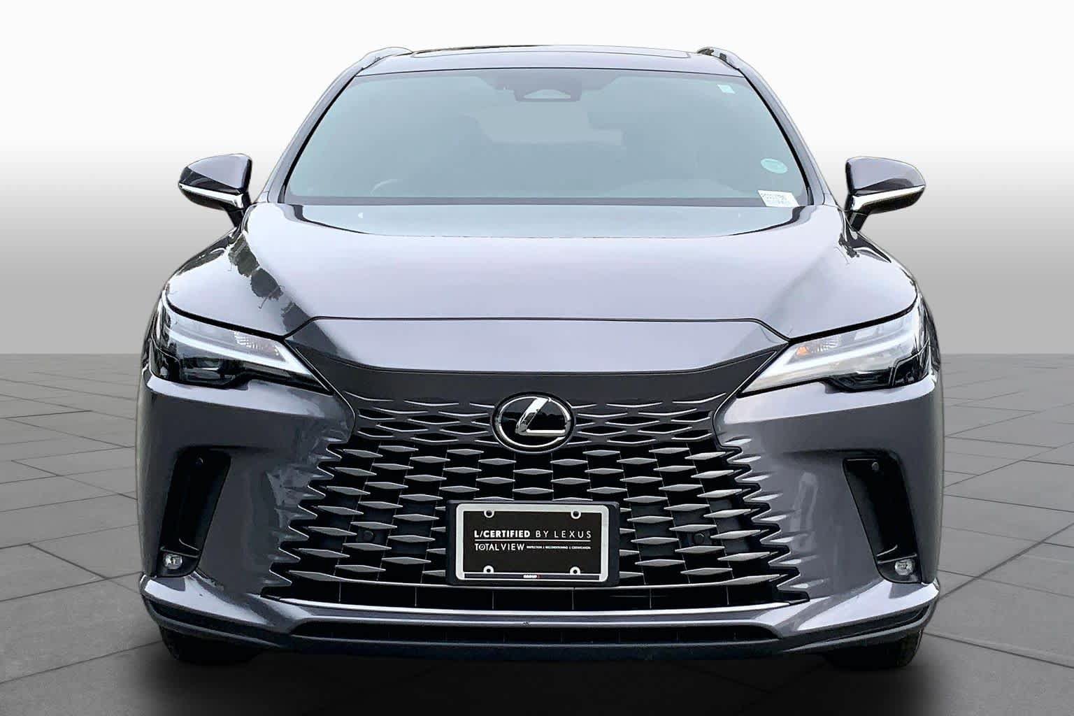 Used 2023 Lexus RX 350 Premium w/ Accessory Package (Z1) AWD/4WD image 4