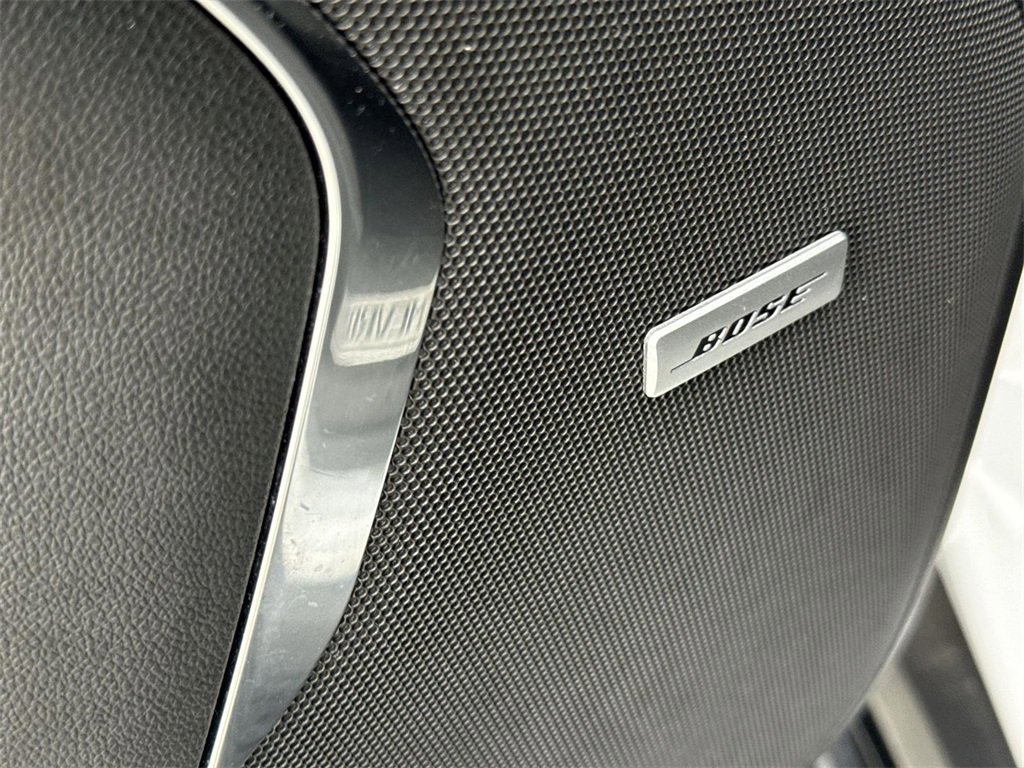 Used 2024 Chevrolet Suburban LT image 23