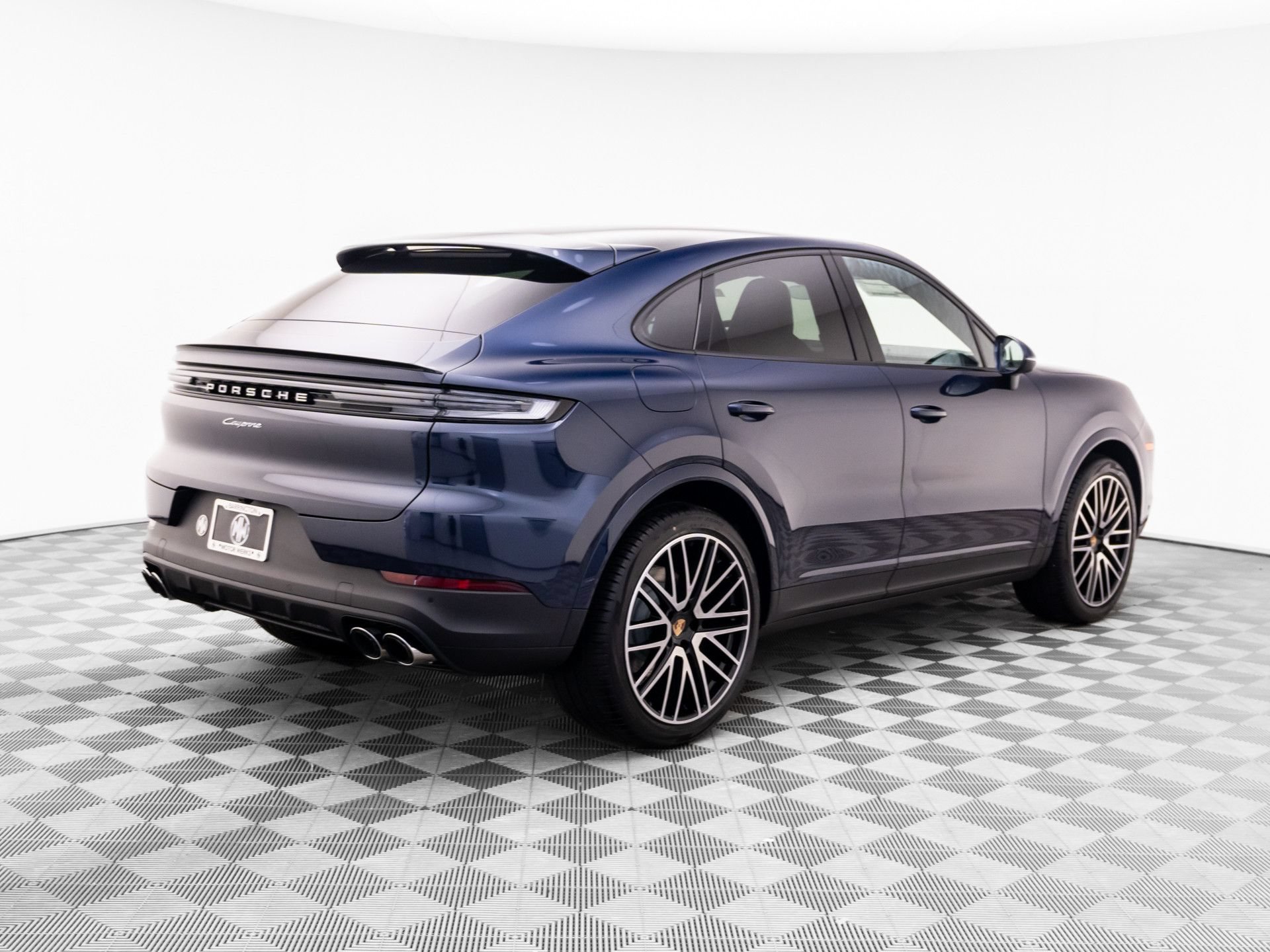 New 2026 Porsche Cayenne Coupe AWD/4WD image 8