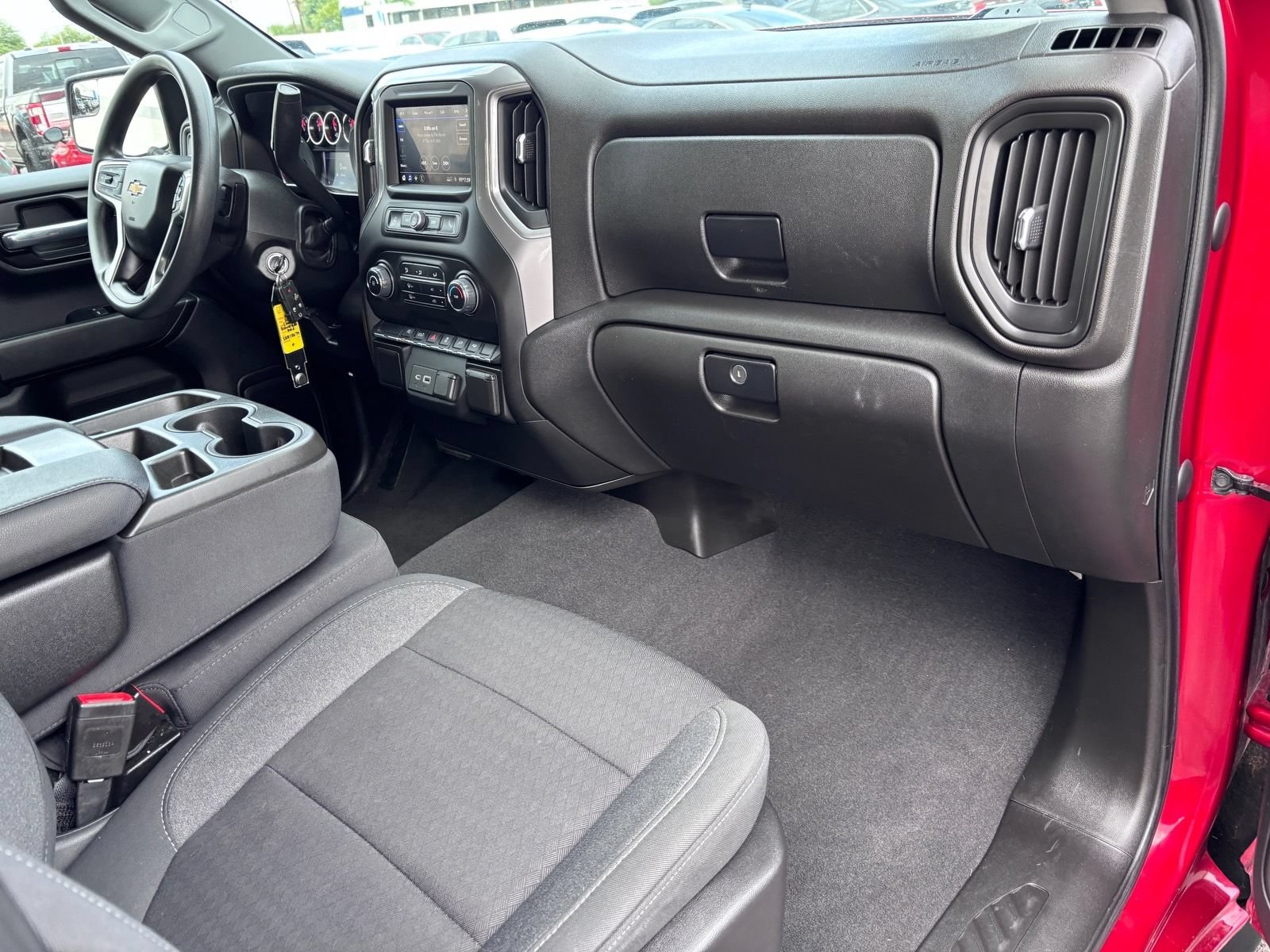 Used 2022 Chevrolet Silverado 1500 Custom w/ Safety Confidence Package RWD image 13