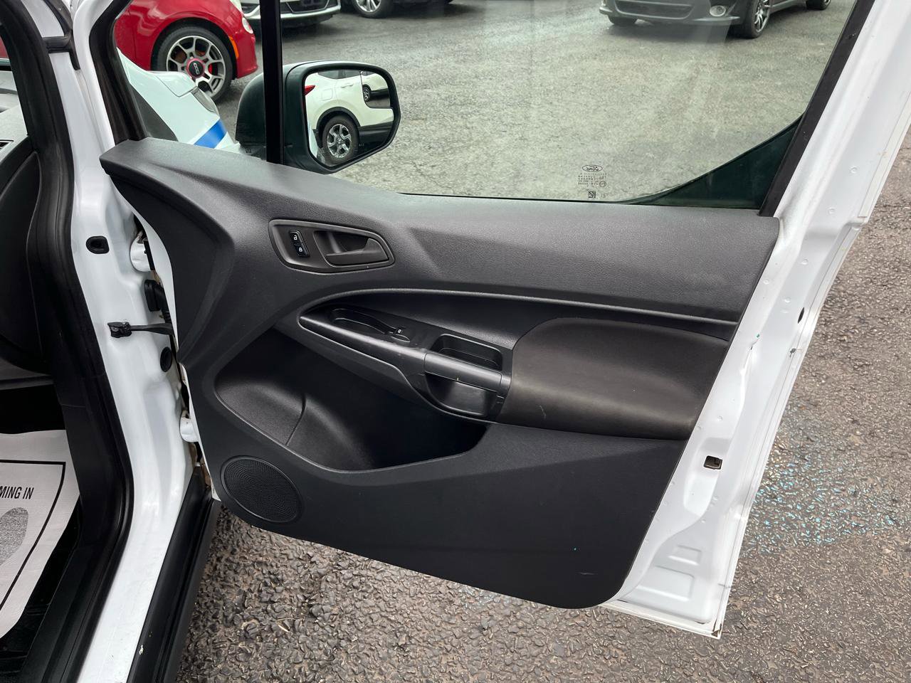 Used 2016 Ford Transit Connect XL image 25