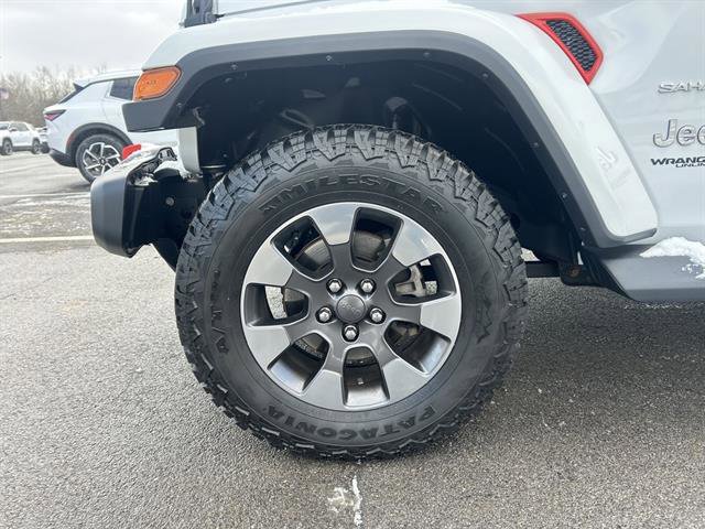 Used 2018 Jeep Wrangler Unlimited Sahara w/ LED Lighting Group image 10