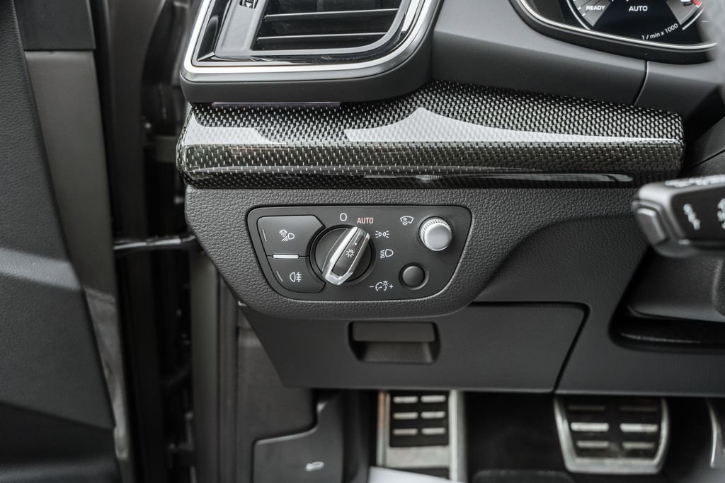 Used 2023 Audi SQ5 Prestige w/ Prestige Package AWD/4WD image 18
