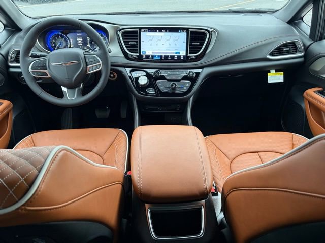 New 2026 Chrysler Pacifica Pinnacle AWD/4WD image 38