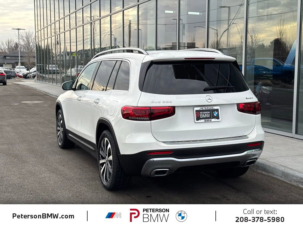 Used 2022 Mercedes-Benz GLB 250 4MATIC image 4