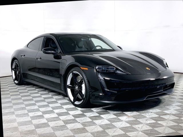 Used 2022 Porsche Taycan image 7