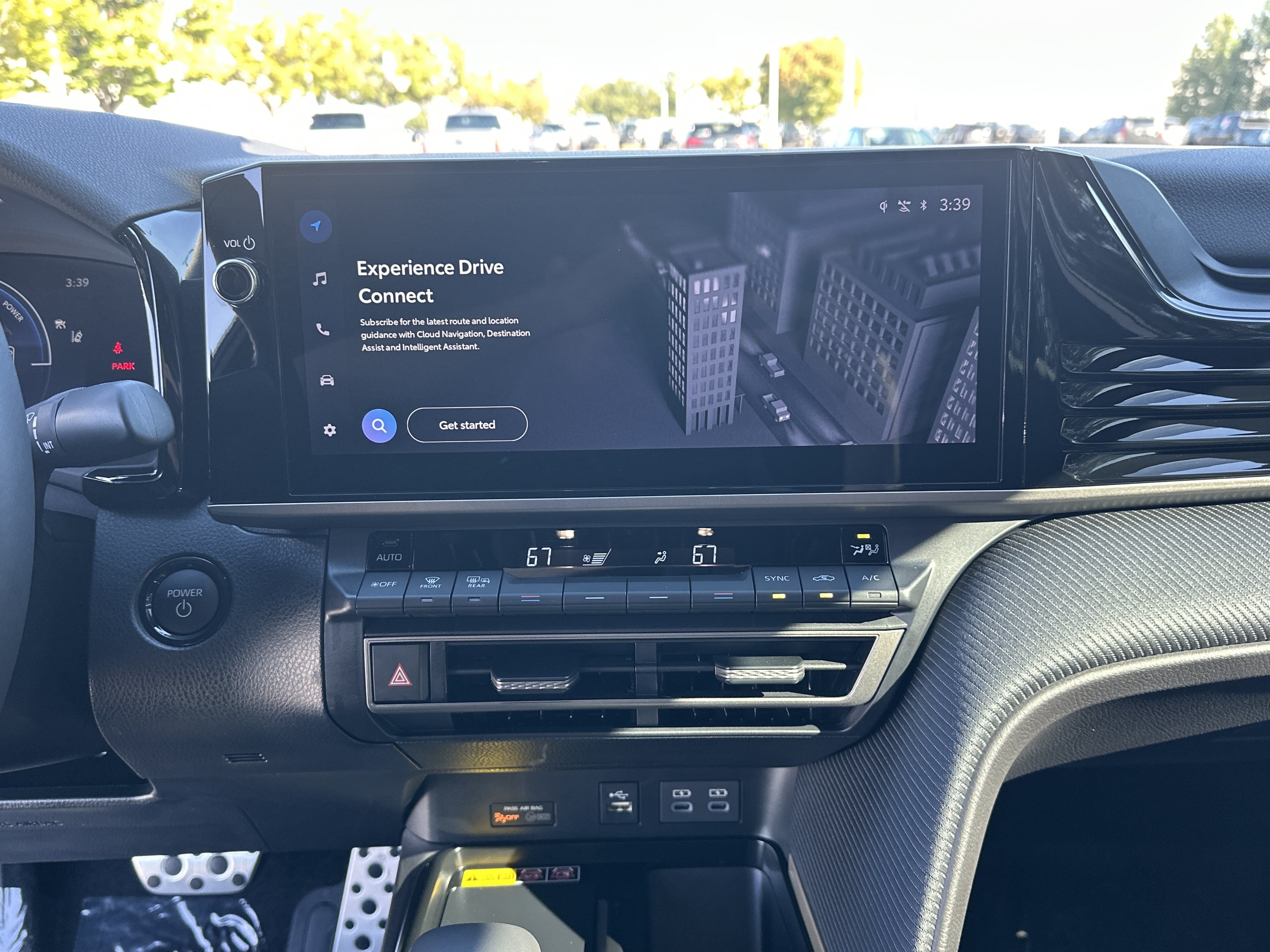 Used 2026 Toyota Camry Hybrid w/ Multimedia Upgrade Package FWD image 24