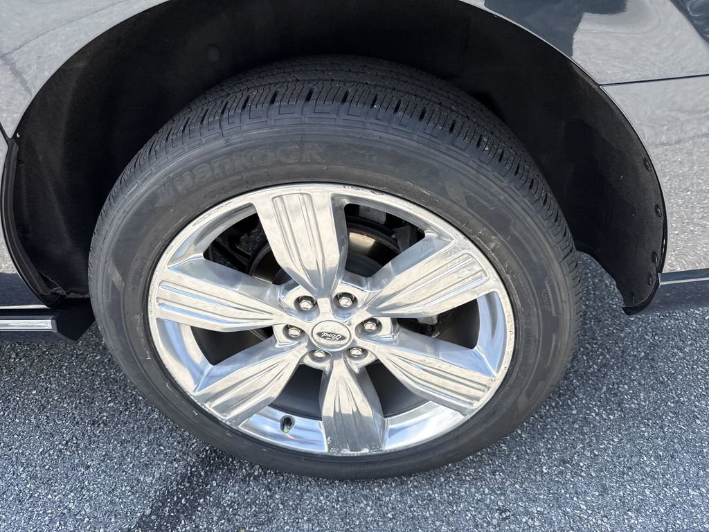 Used 2022 Ford Expedition Max Platinum AWD/4WD image 19