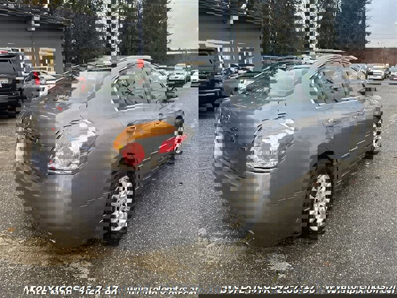 Used 2011 Nissan Altima Hybrid Sedan image 7