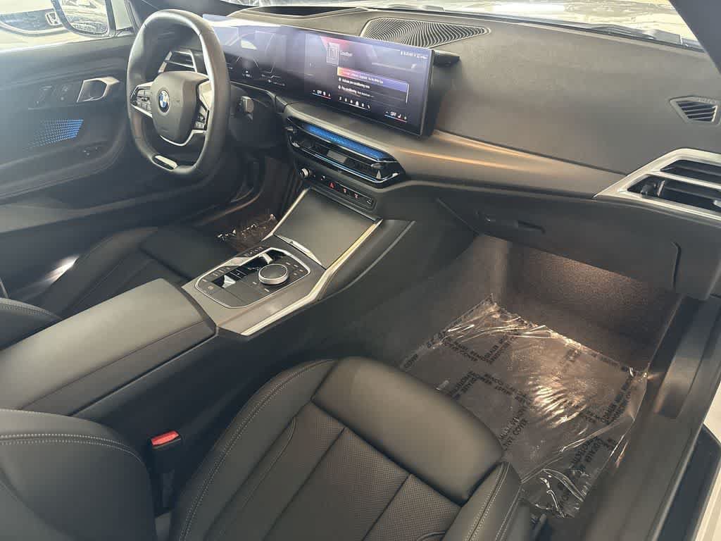 Used 2025 BMW 230i Coupe w/ Premium Package RWD image 25