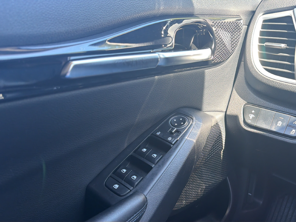 Used 2023 Kia Seltos Nightfall Edition AWD/4WD image 40